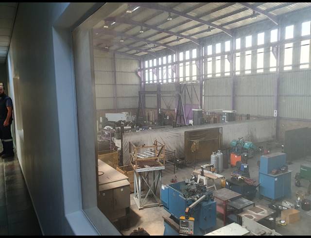 1,358M² FACTORY FOR SALE IN MEYERTON CENTRAL